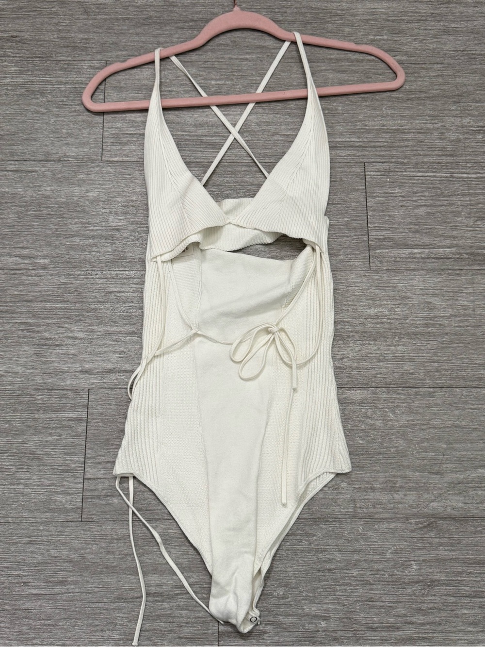 Anna October Cream Ribbed Knit Tie Back Bodysuit Top Cutout Minimalist US 6